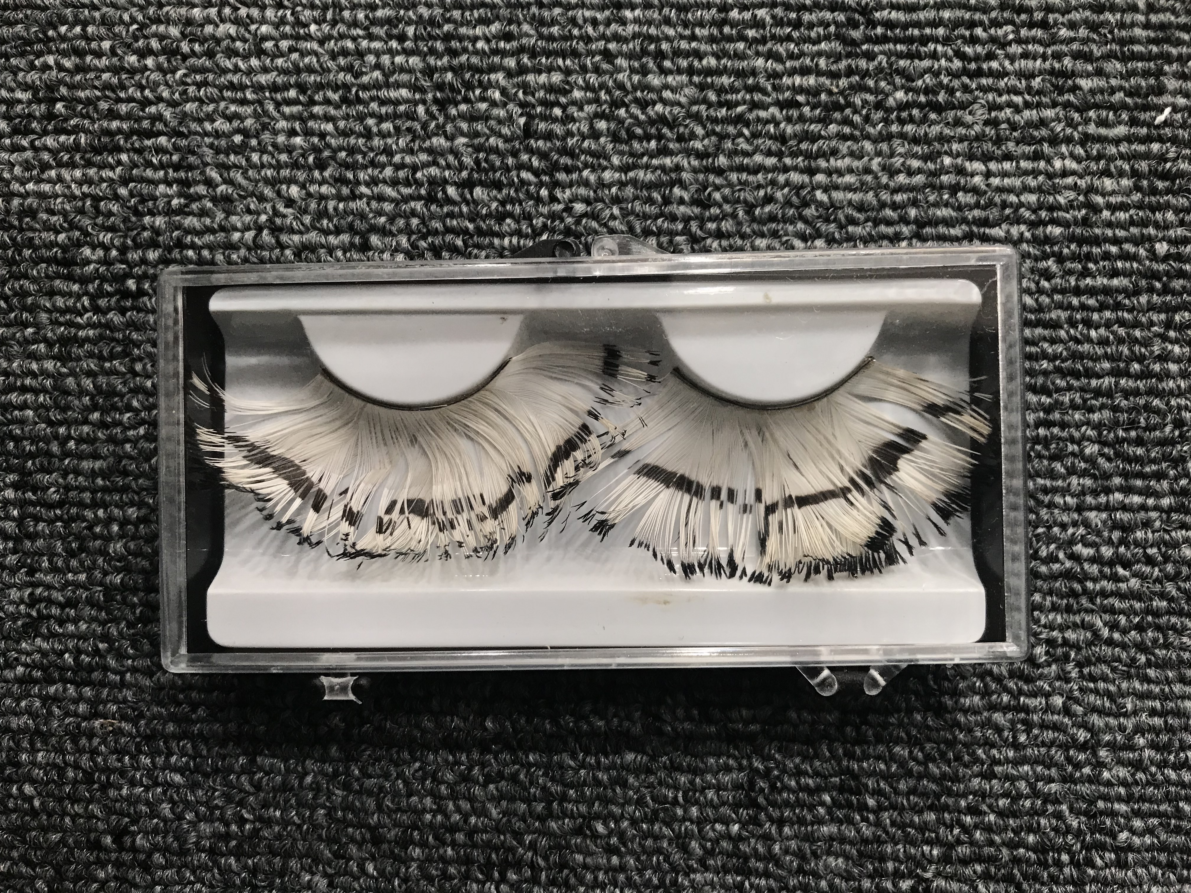 깃털 속눈썹 F-09