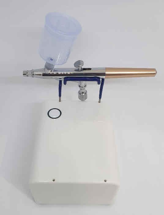 더블액션 에어브러쉬